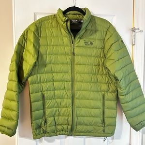 Men’s Mountain Hardware puffer jacket